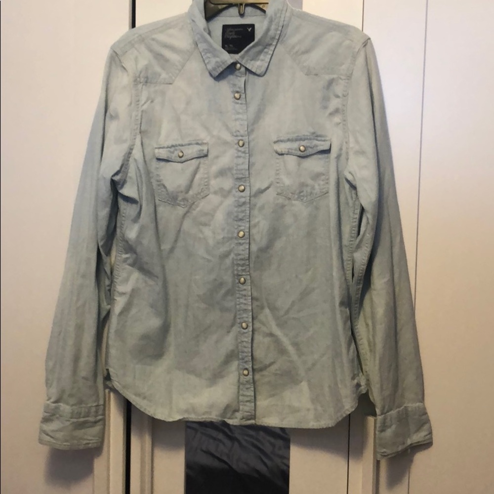 Thin jean jacket light colored wash